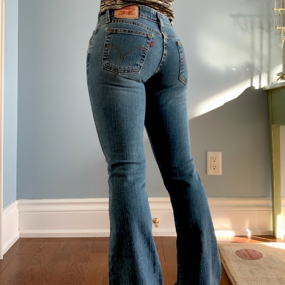 SuperLow Levi’s - Picture 4 of 6